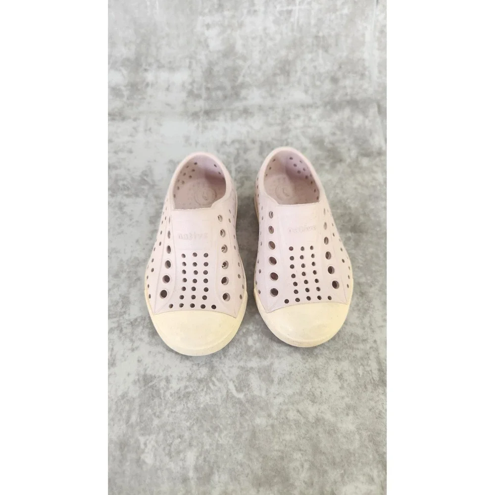 Native Jefferson Shoes Kids Toddler Size C-5 Pink Slip On Perforated Water Beach